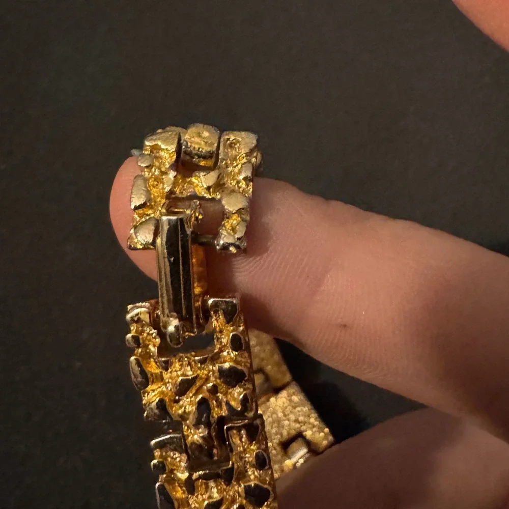 Vintage Gold Tone Nugget Link Bracelet Brutalist Textured Statement 7.5 Inch
